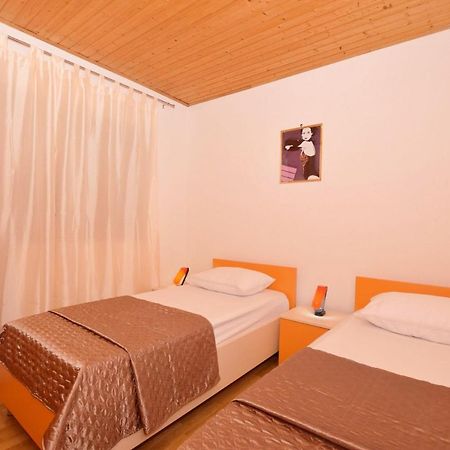 Apartments Andrija Pirovac Extérieur photo