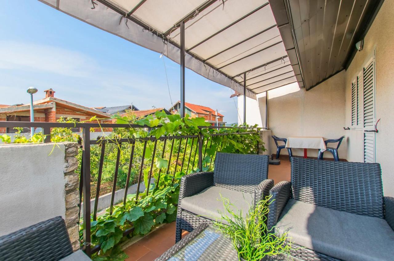 Apartments Andrija Pirovac Extérieur photo