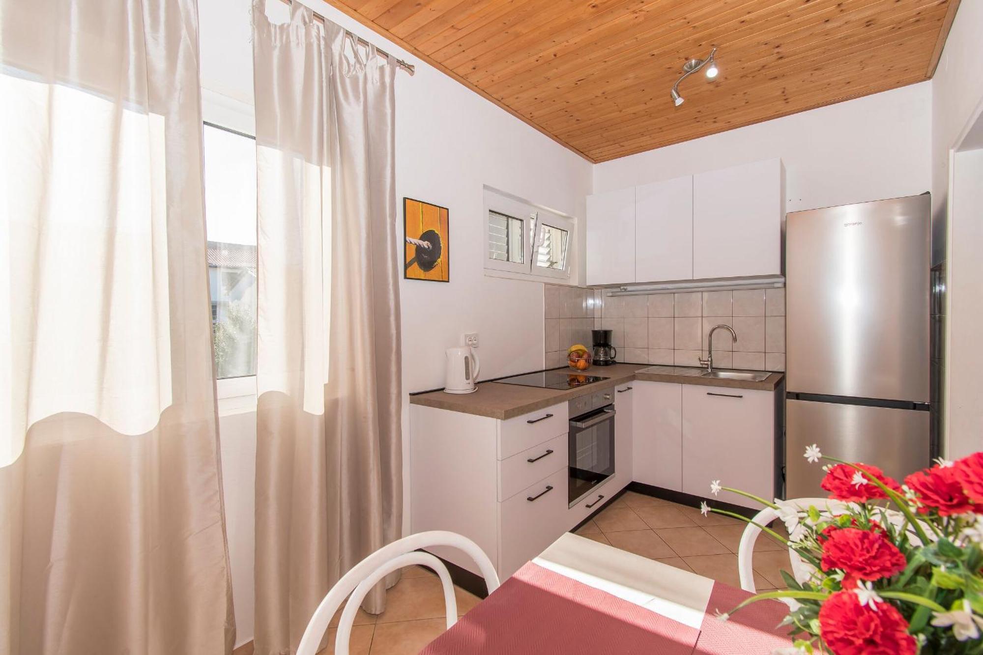 Apartments Andrija Pirovac Extérieur photo