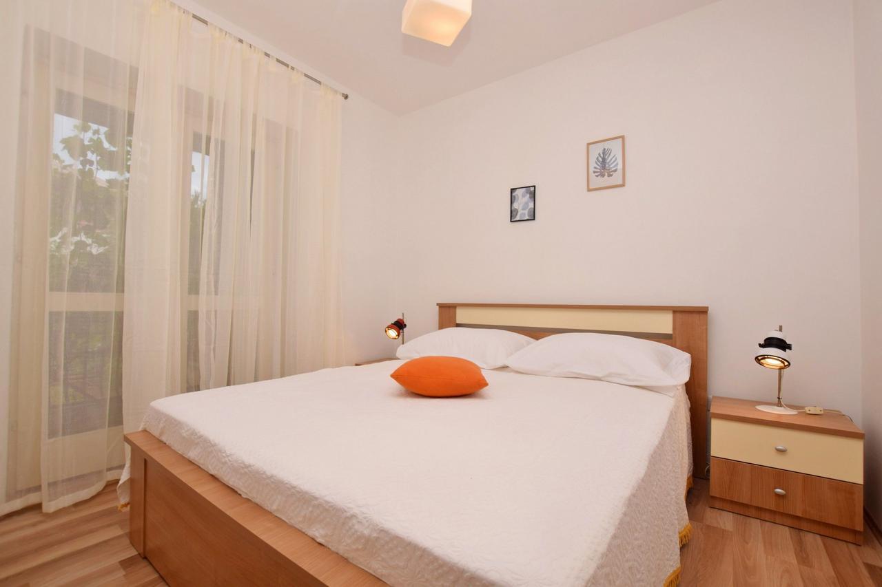 Apartments Andrija Pirovac Extérieur photo